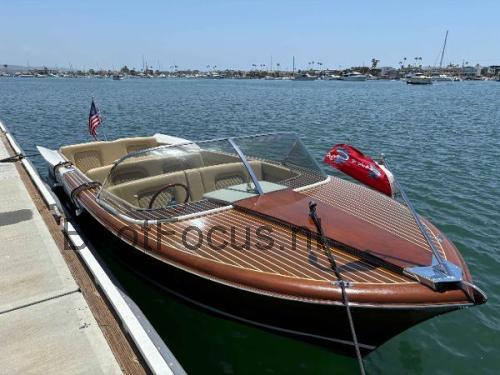 Chris Craft Continental specificaties